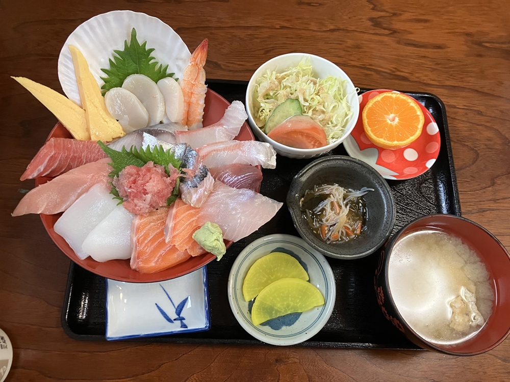 取材先の方と食事