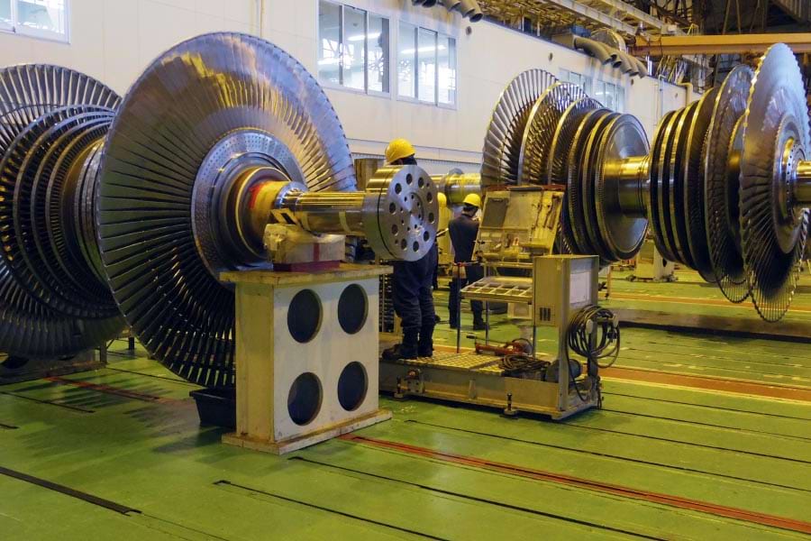 蒸気タービン工場が並ぶ京浜事業所のタービン工場