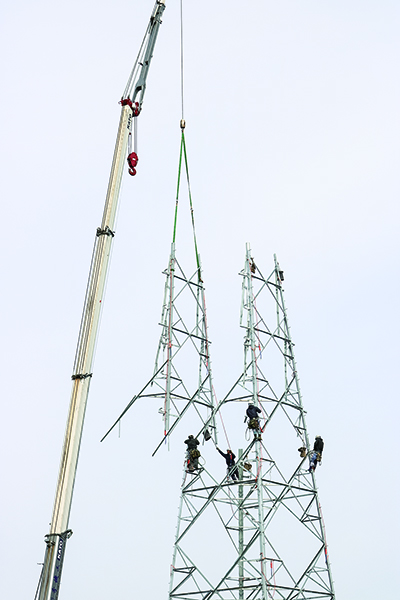 第６４回「電気のある生活」写真賞・準特選「寒空の下」