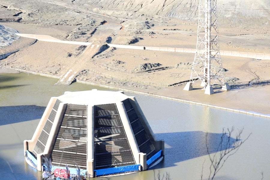 １０年ぶりに「ダムの水抜いてみた」。相模原市・城山発電所｜電気新聞