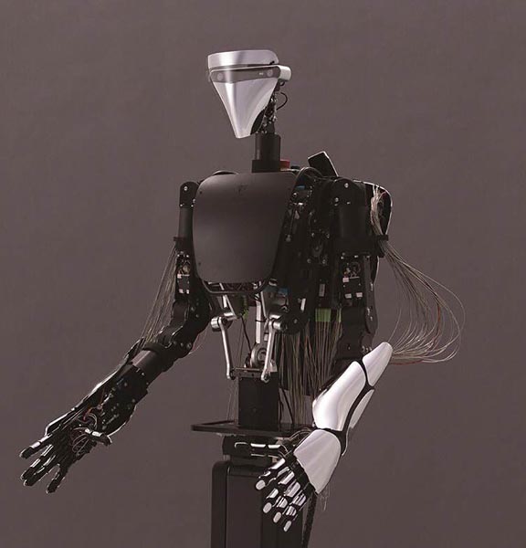 昨年３月に発表したアバターロボット「ＭＥＬＴＡＮＴーα」