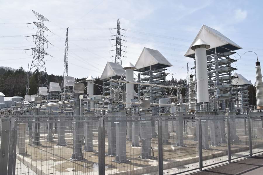 飛騨信濃ＦＣが運開。東京～中部の連系、９０万キロワット増強｜電気新聞
