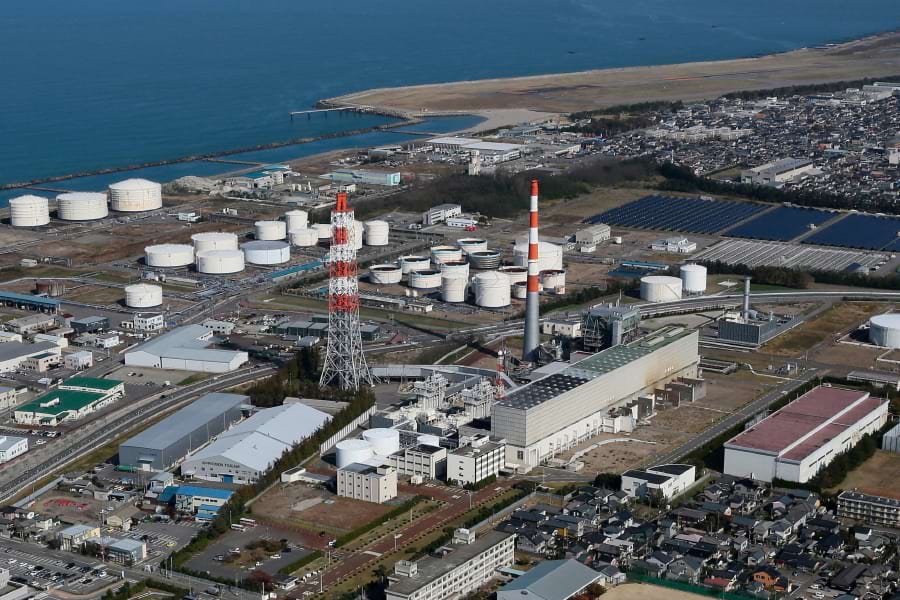 東北電力は火力の脱炭素対応を強化する。新潟火力発電所では、水素・アンモニアを燃料に利用する予定だ