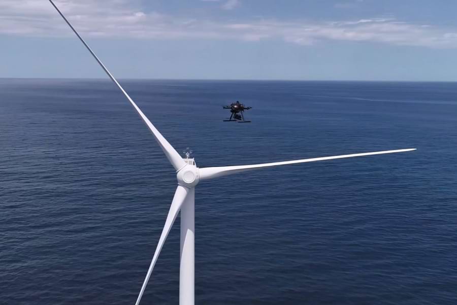 実海域で５月に実施したドローンのテスト飛行