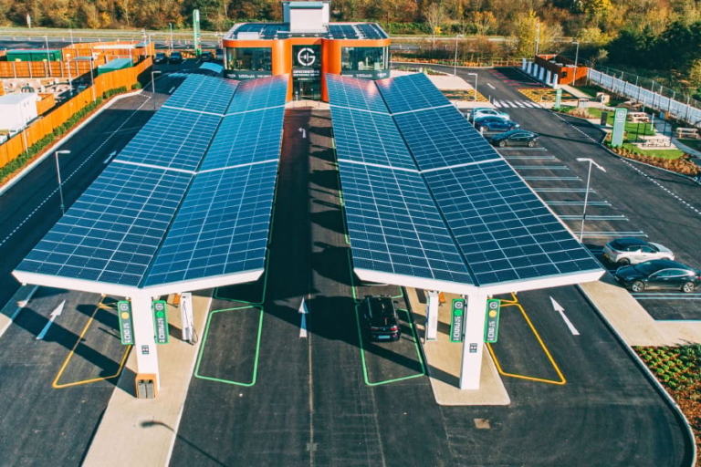 ＡＢＢのＥＶ用充電器が好調。運行と充電を最適化｜電気新聞