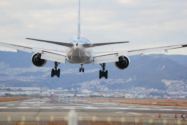 空港の脱炭素化向け航空法改正へ｜電気新聞