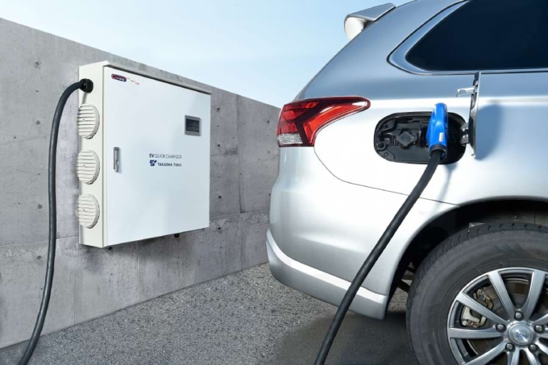 東光高岳がＥＶ「中速」充電器を１０月投入｜電気新聞