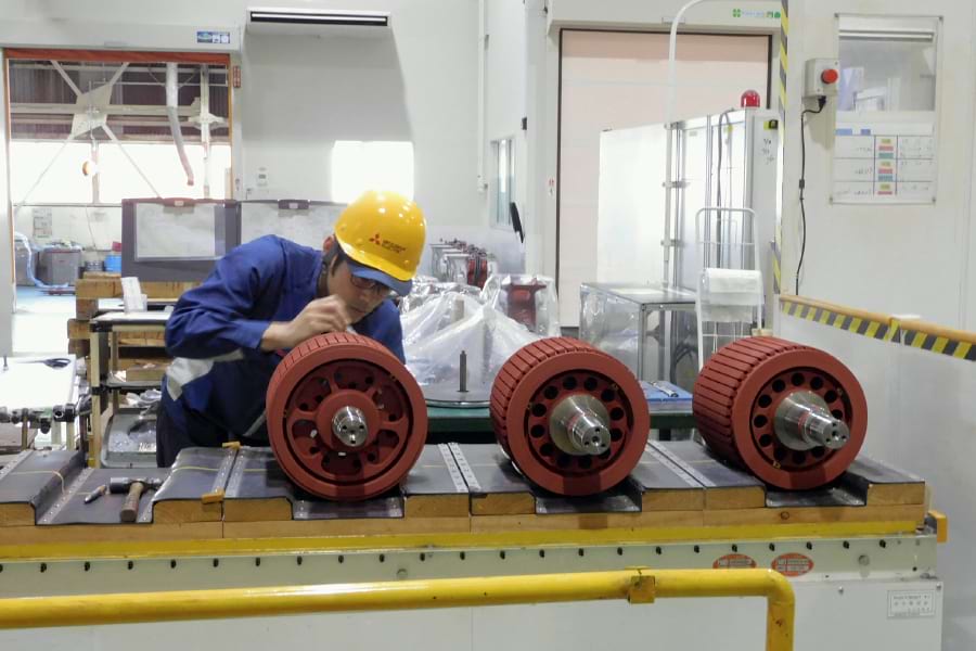 ［工場探訪］（１）三菱電機伊丹製作所｜電気新聞