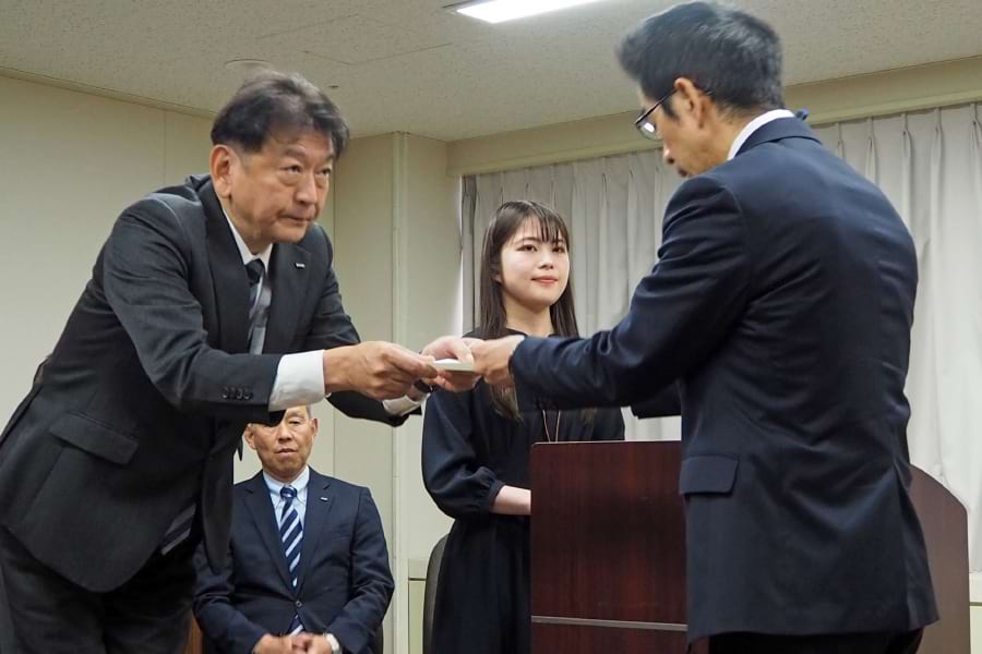 東電ＨＤ、スペシャリストに５人認定｜電気新聞