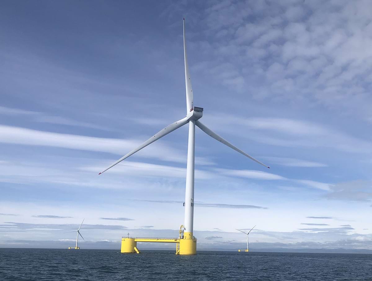 典型的なセミサブ浮体(英国スコットランド沖のKinkardine-2、9500㌔㍗×5基)