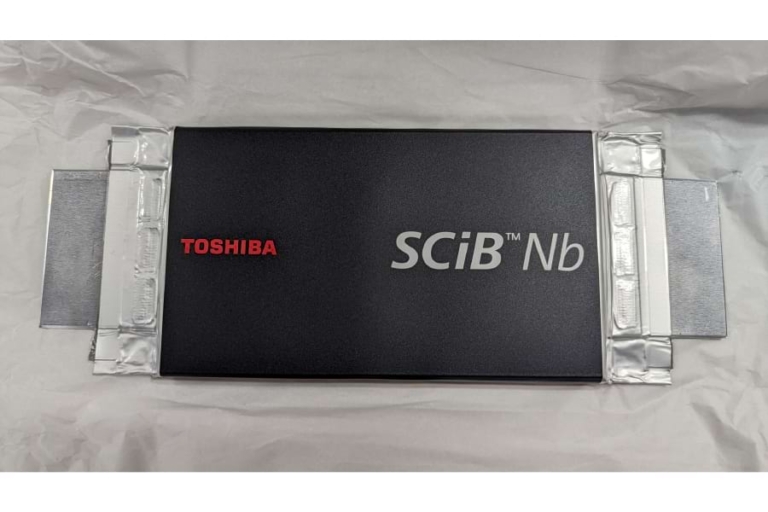東芝が次世代電池をバスで実証｜電気新聞