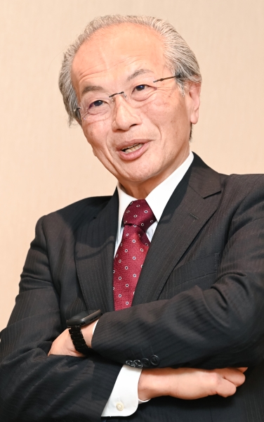 有馬 純氏
