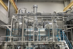 名古屋大学に設置したＣＯ２分離回収技術のベンチスケール機
