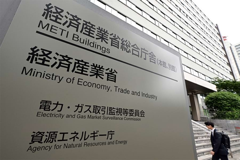 キロワット時確保、３０年度から義務化へ／エネ庁案、中長期市場は２８年開始｜電気新聞